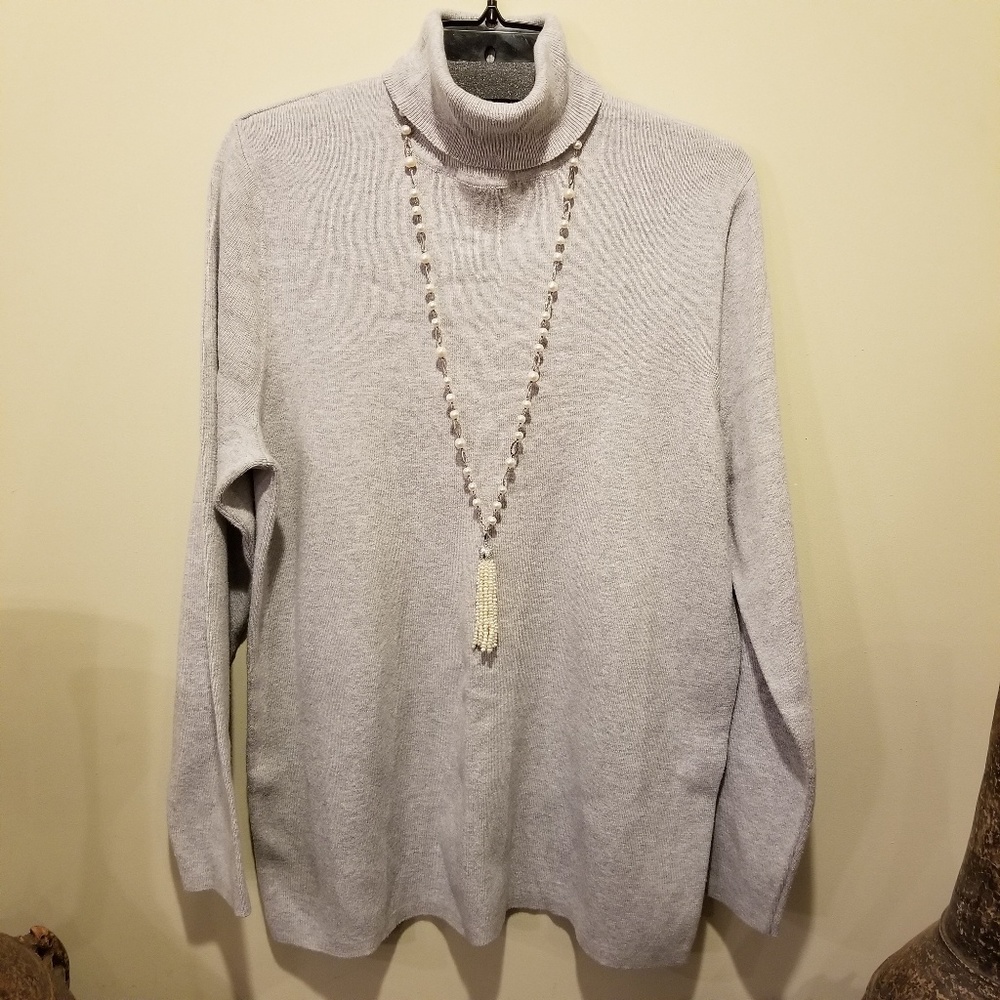 Chico's Turtleneck size 4